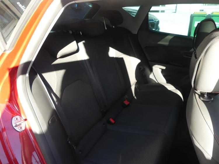 voiture occasion SEAT LEON à la Réunion disponible sur noutlauto.re