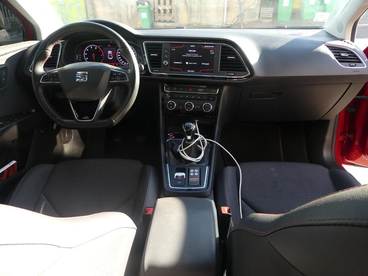 voiture occasion SEAT LEON à la Réunion disponible sur noutlauto.re