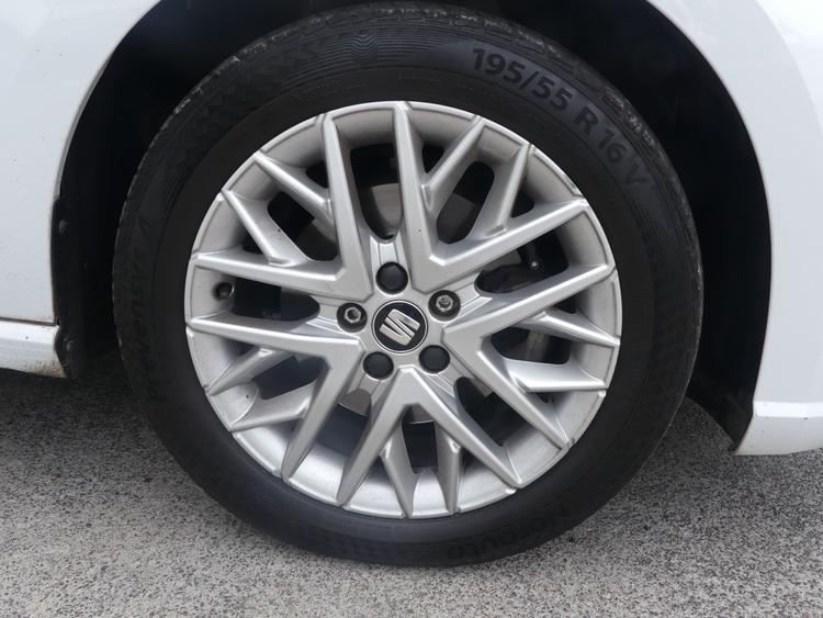 voiture occasion SEAT IBIZA à la Réunion disponible sur noutlauto.re