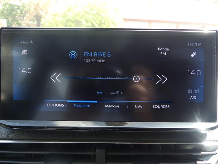 voiture occasion PEUGEOT 3008 à la Réunion disponible sur noutlauto.re