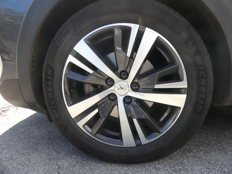 voiture occasion PEUGEOT 3008 à la Réunion disponible sur noutlauto.re