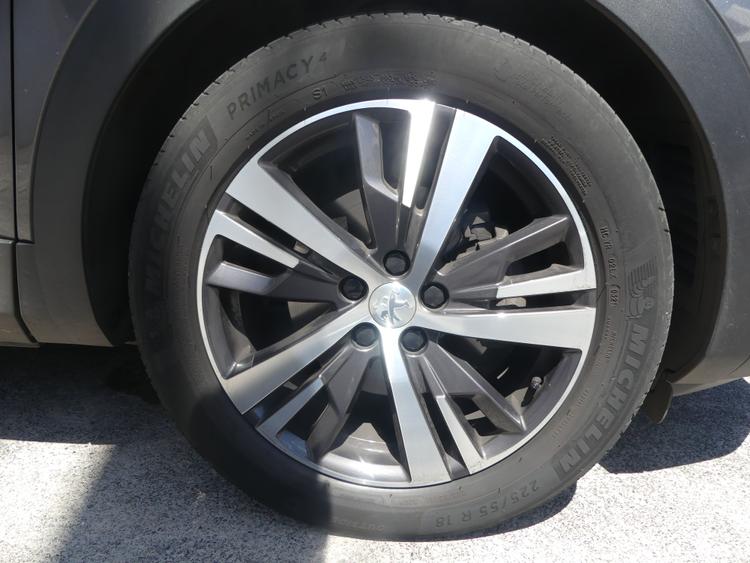 voiture occasion PEUGEOT 3008 à la Réunion disponible sur noutlauto.re