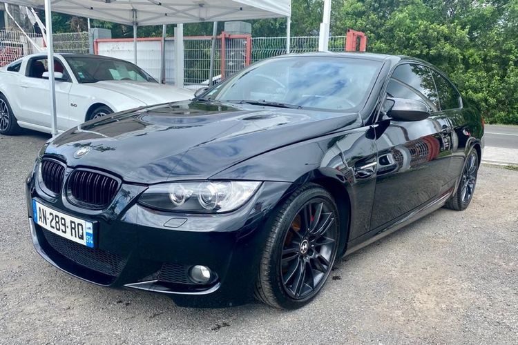 voiture occasion BMW SERIE 3 à la Réunion disponible sur noutlauto.re