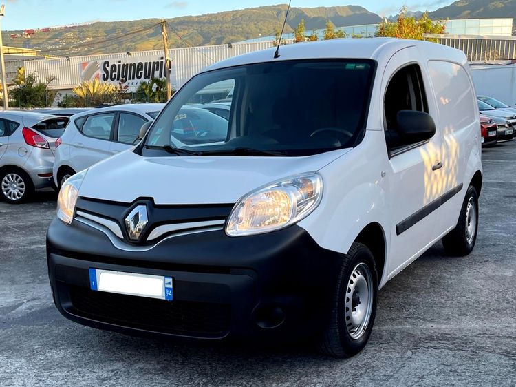 voiture occasion RENAULT KANGOO à la Réunion disponible sur noutlauto.re