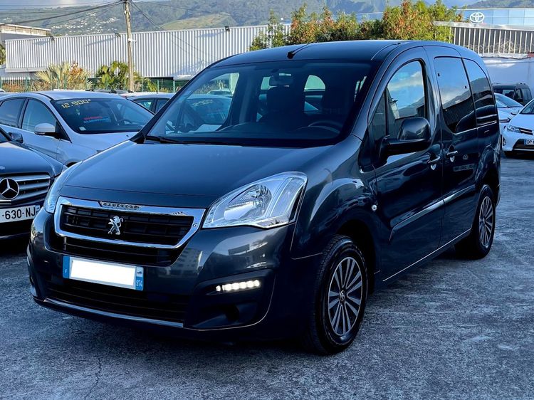 voiture occasion PEUGEOT PARTNER à la Réunion disponible sur noutlauto.re