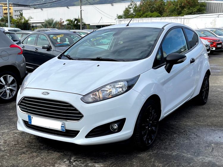 voiture occasion FORD FIESTA à la Réunion disponible sur noutlauto.re