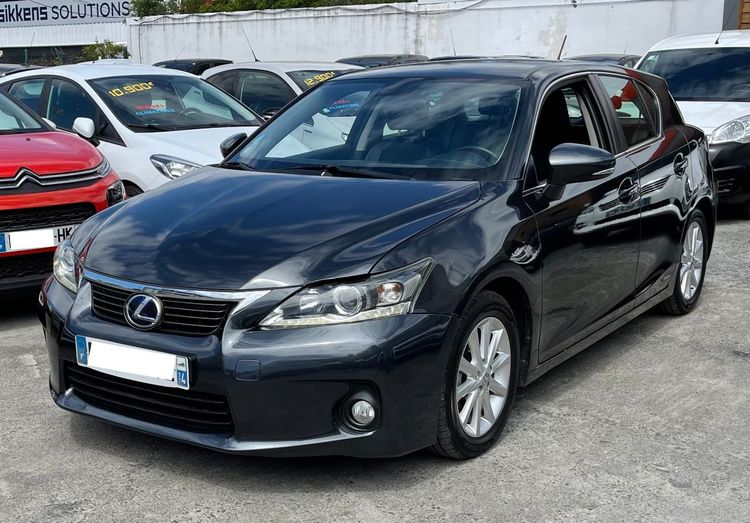 voiture occasion LEXUS CT à la Réunion disponible sur noutlauto.re