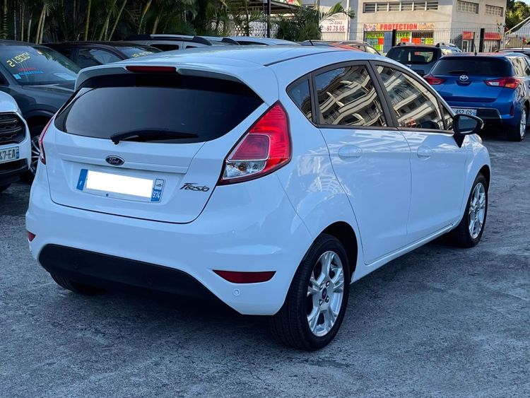 voiture occasion FORD FIESTA à la Réunion disponible sur noutlauto.re