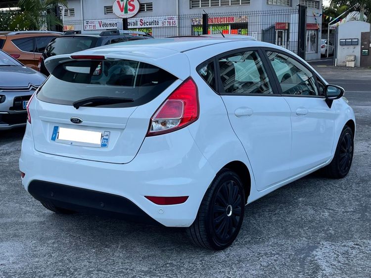 voiture occasion FORD FIESTA à la Réunion disponible sur noutlauto.re