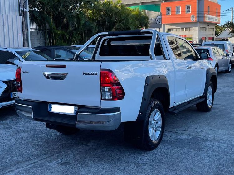 voiture occasion TOYOTA HILUX à la Réunion disponible sur noutlauto.re