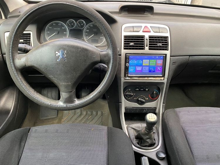 voiture occasion PEUGEOT 307 à la Réunion disponible sur noutlauto.re