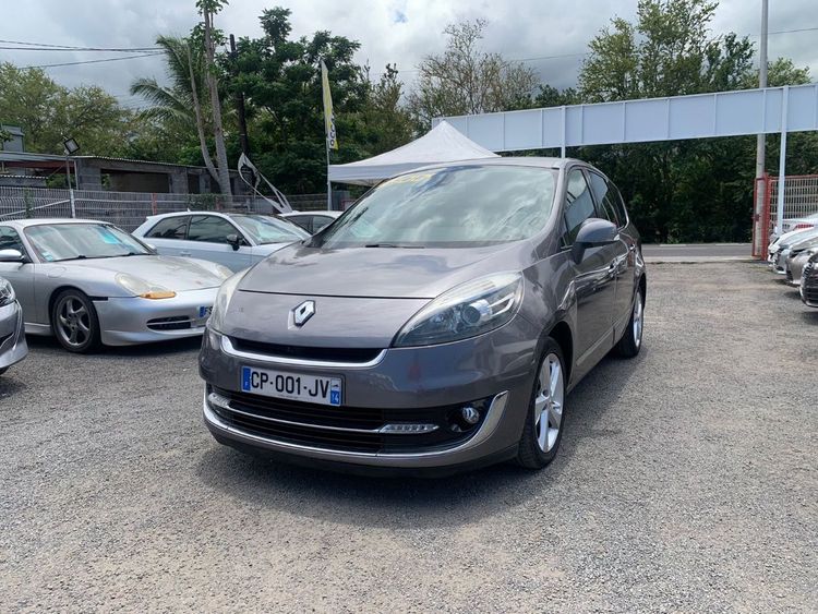 voiture occasion RENAULT GRAND SCENIC à la Réunion disponible sur noutlauto.re