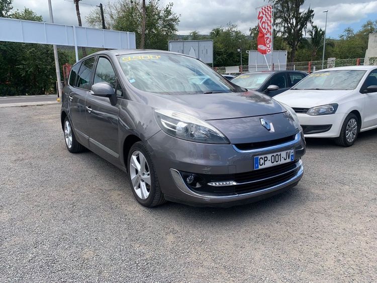 voiture occasion RENAULT GRAND SCENIC à la Réunion disponible sur noutlauto.re