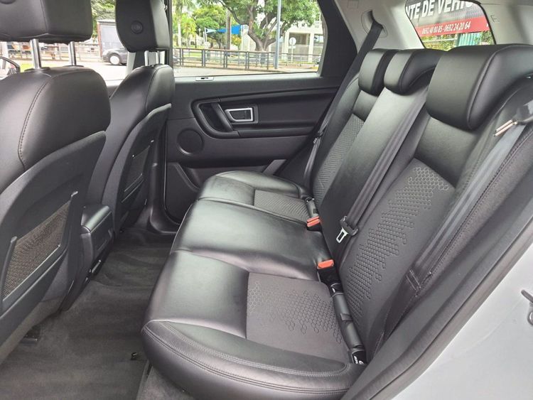 voiture occasion LAND ROVER DISCOVERY à la Réunion disponible sur noutlauto.re