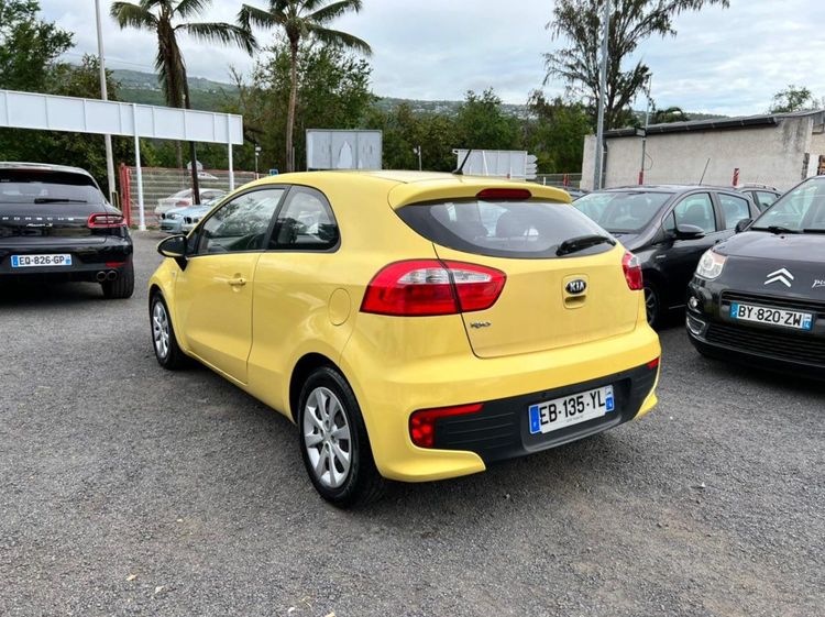 voiture occasion KIA RIO à la Réunion disponible sur noutlauto.re