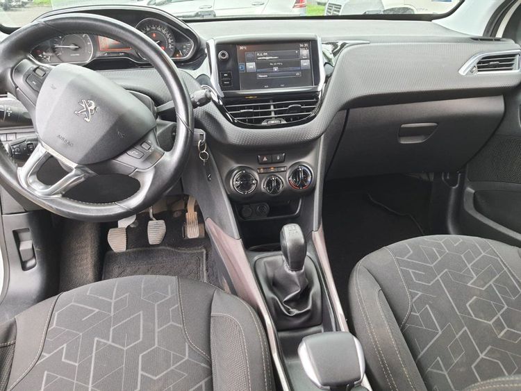 voiture occasion PEUGEOT 2008 à la Réunion disponible sur noutlauto.re