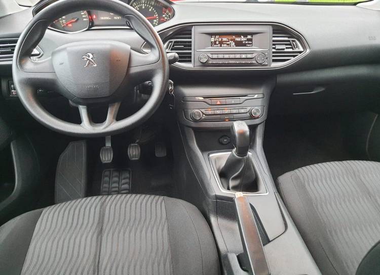 voiture occasion PEUGEOT 308 à la Réunion disponible sur noutlauto.re