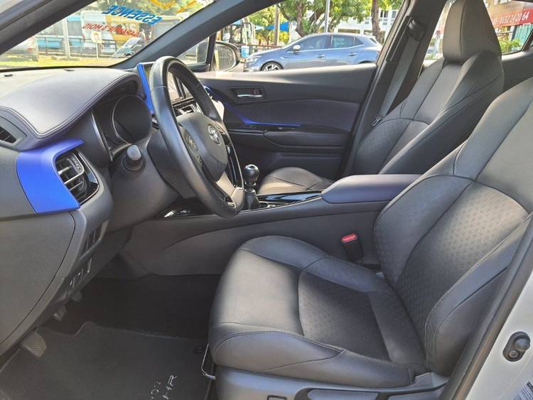 voiture occasion TOYOTA C-HR à la Réunion disponible sur noutlauto.re