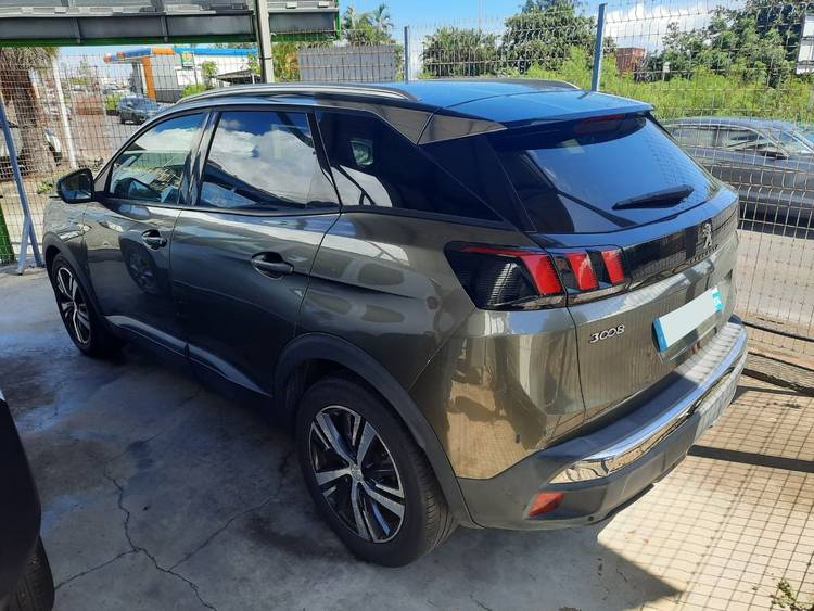 voiture occasion PEUGEOT 3008 à la Réunion disponible sur noutlauto.re