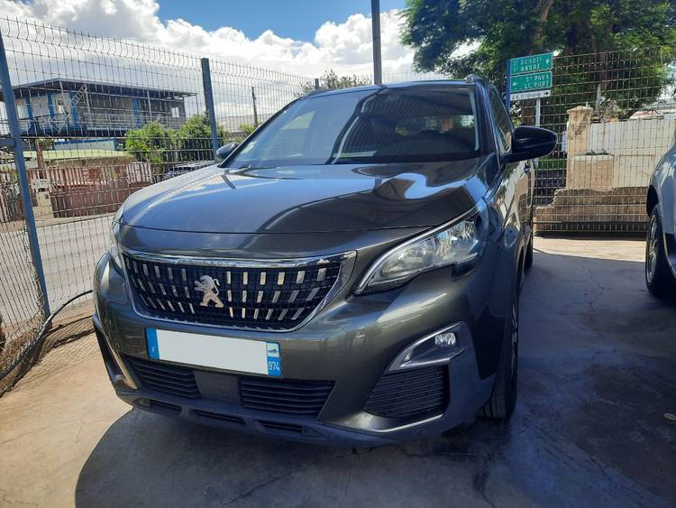 voiture occasion PEUGEOT 3008 à la Réunion disponible sur noutlauto.re