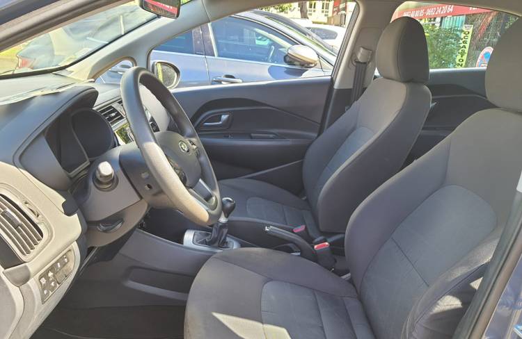 voiture occasion KIA RIO à la Réunion disponible sur noutlauto.re