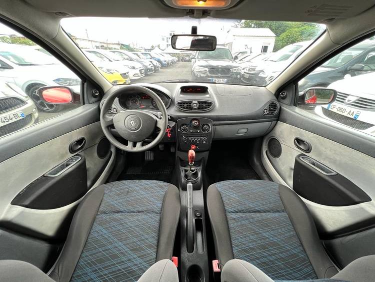 voiture occasion RENAULT CLIO à la Réunion disponible sur noutlauto.re