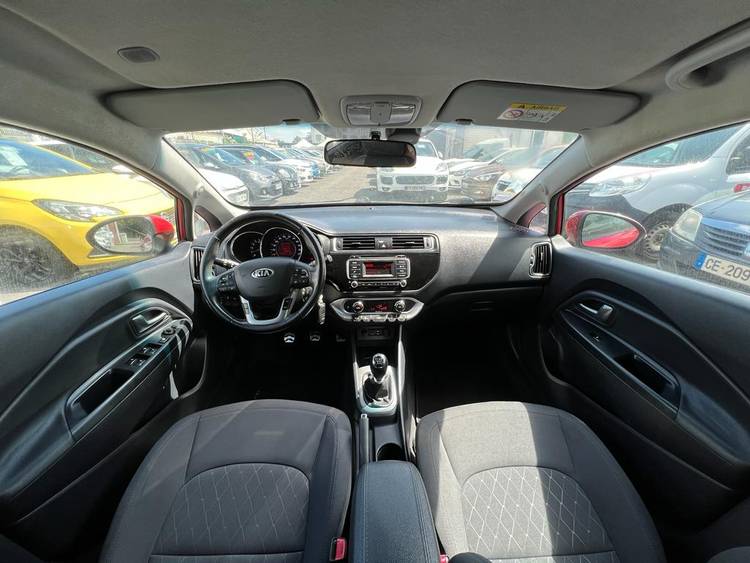 voiture occasion KIA RIO à la Réunion disponible sur noutlauto.re