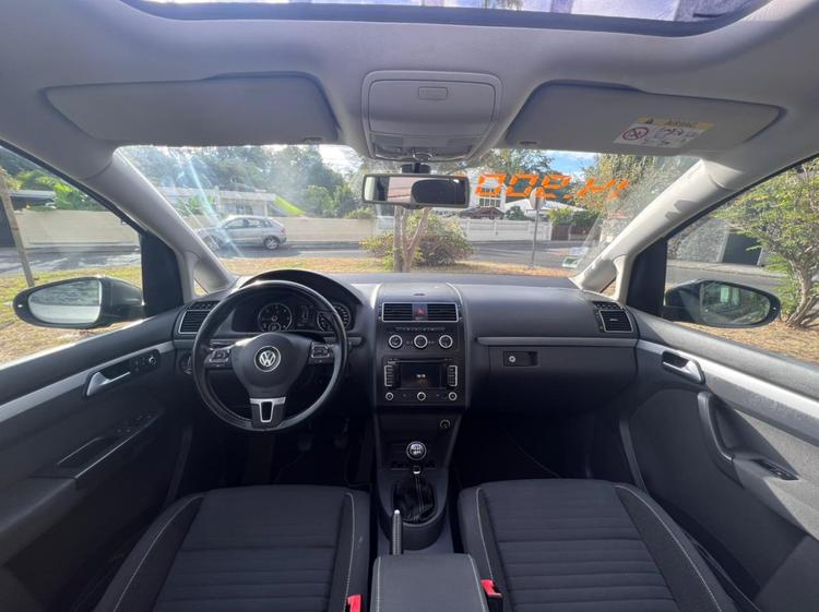 voiture occasion VOLKSWAGEN TOURAN à la Réunion disponible sur noutlauto.re
