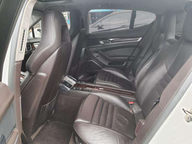 voiture occasion PORSCHE PANAMERA à la Réunion disponible sur noutlauto.re