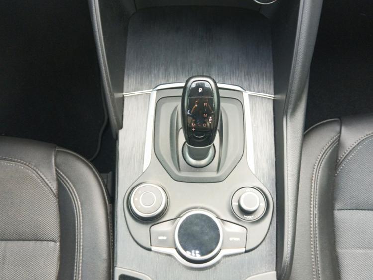 voiture occasion ALFA ROMEO GIULIA MY20 à la Réunion disponible sur noutlauto.re