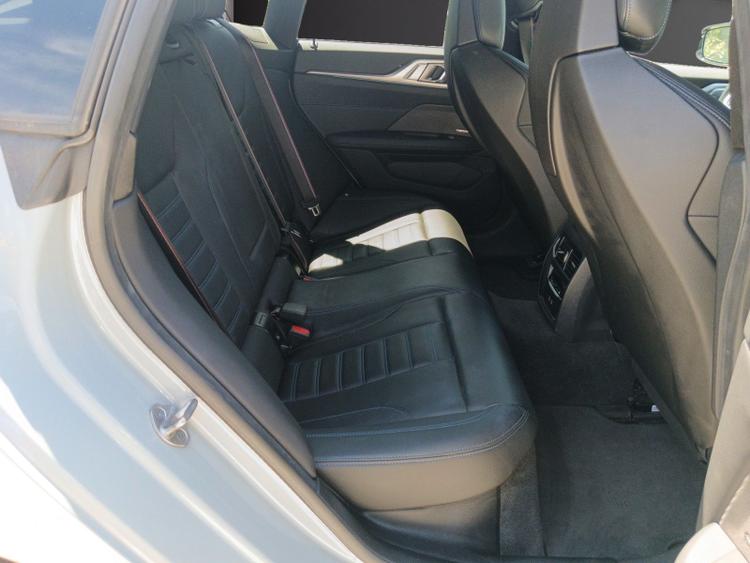 voiture occasion BMW I4 G26 à la Réunion disponible sur noutlauto.re