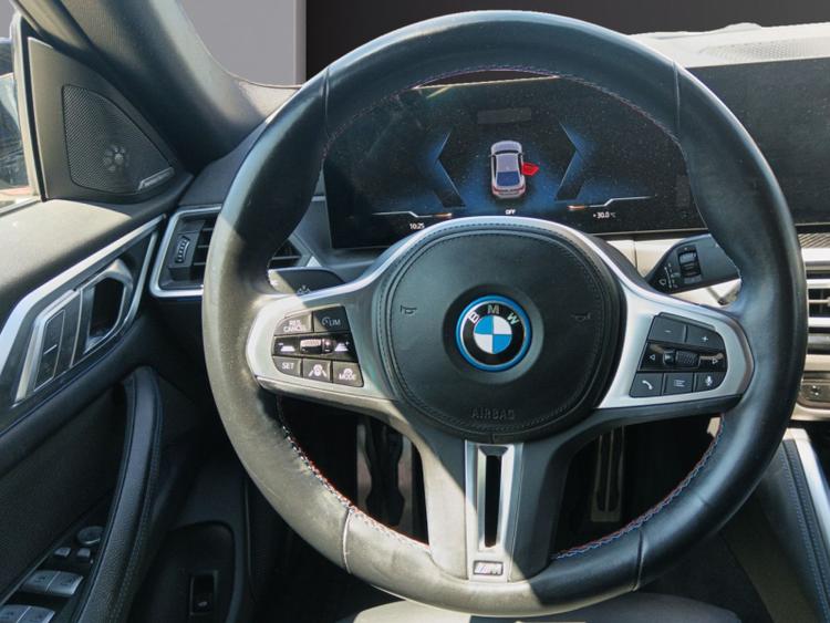 voiture occasion BMW I4 G26 à la Réunion disponible sur noutlauto.re