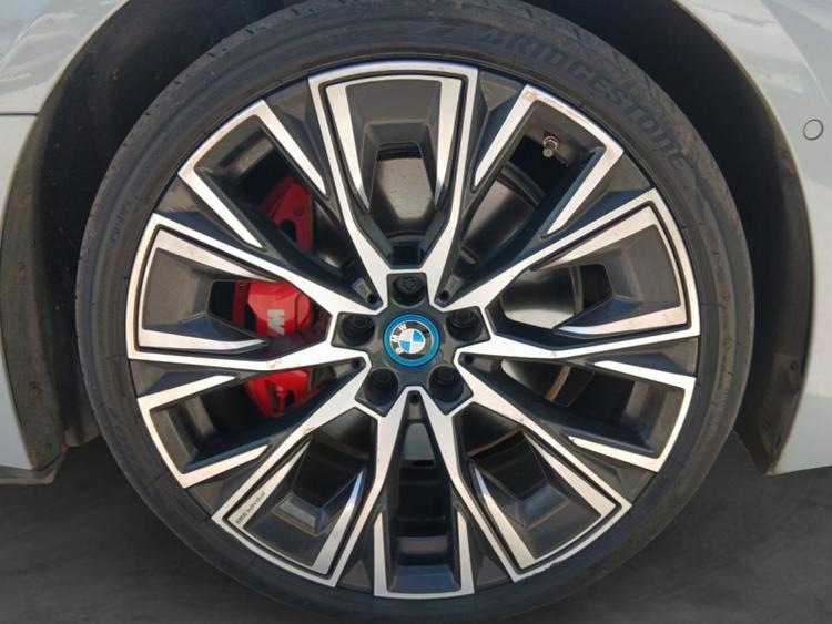 voiture occasion BMW I4 G26 à la Réunion disponible sur noutlauto.re