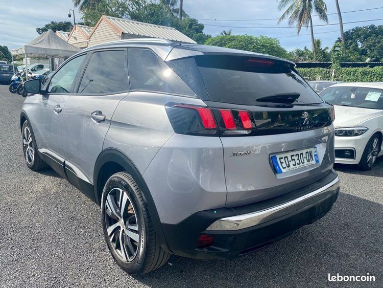 voiture occasion PEUGEOT 3008 à la Réunion disponible sur noutlauto.re