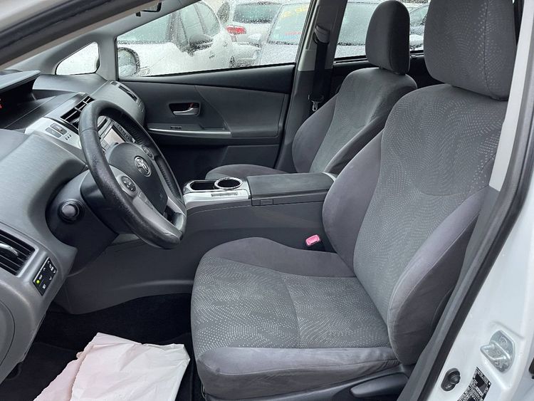 voiture occasion TOYOTA PRIUS+ à la Réunion disponible sur noutlauto.re