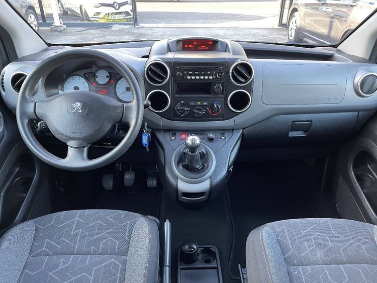 voiture occasion PEUGEOT PARTNER à la Réunion disponible sur noutlauto.re