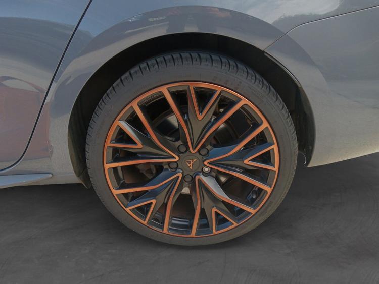 voiture occasion CUPRA LEON SPORTSTOURER à la Réunion disponible sur noutlauto.re