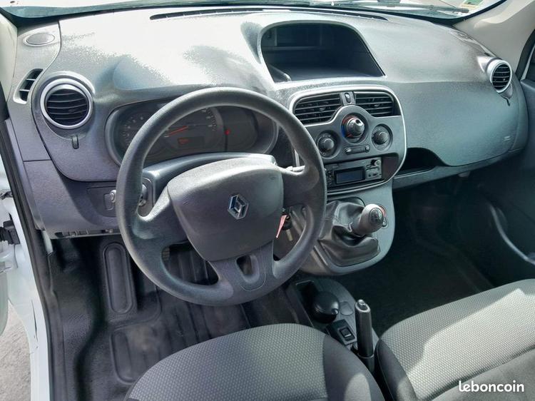 voiture occasion RENAULT KANGOO à la Réunion disponible sur noutlauto.re