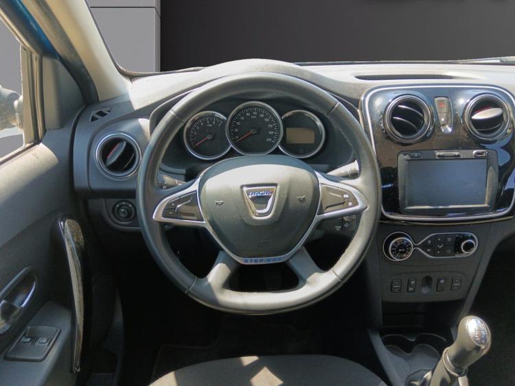 voiture occasion DACIA SANDERO à la Réunion disponible sur noutlauto.re