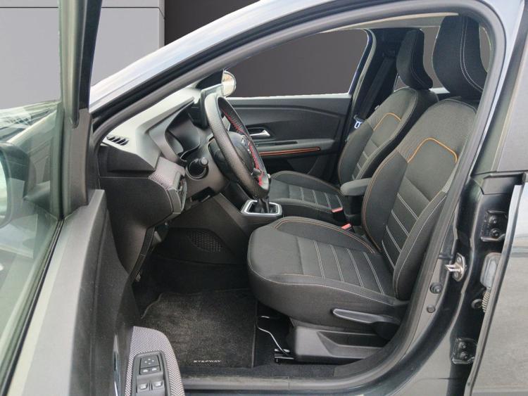 voiture occasion DACIA SANDERO à la Réunion disponible sur noutlauto.re