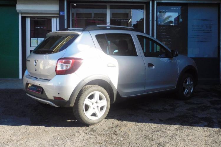 voiture occasion DACIA SANDERO à la Réunion disponible sur noutlauto.re