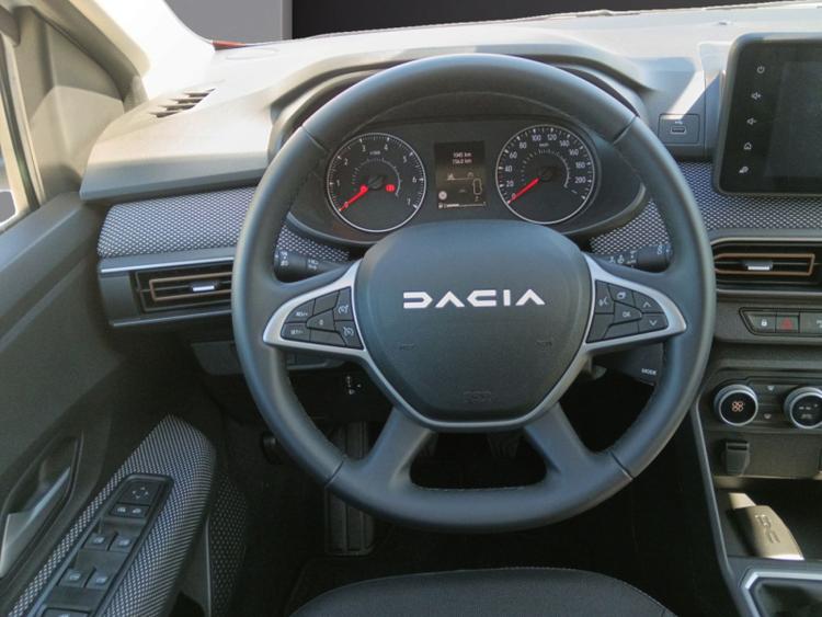 voiture occasion DACIA SANDERO à la Réunion disponible sur noutlauto.re