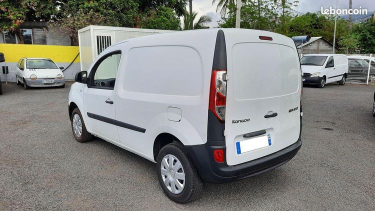voiture occasion RENAULT KANGOO à la Réunion disponible sur noutlauto.re