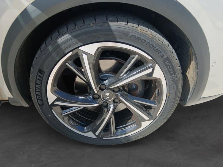 voiture occasion DS DS7 CROSSBACK à la Réunion disponible sur noutlauto.re