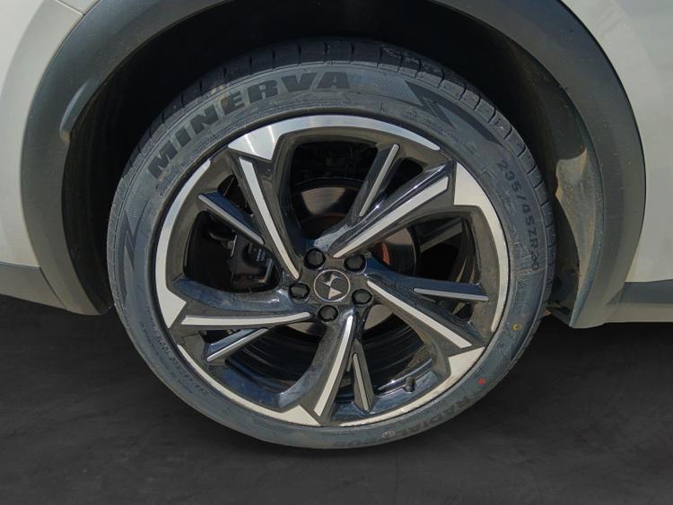 voiture occasion DS DS7 CROSSBACK à la Réunion disponible sur noutlauto.re