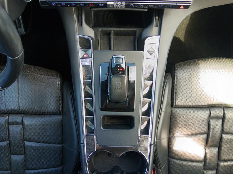 voiture occasion DS DS7 CROSSBACK à la Réunion disponible sur noutlauto.re