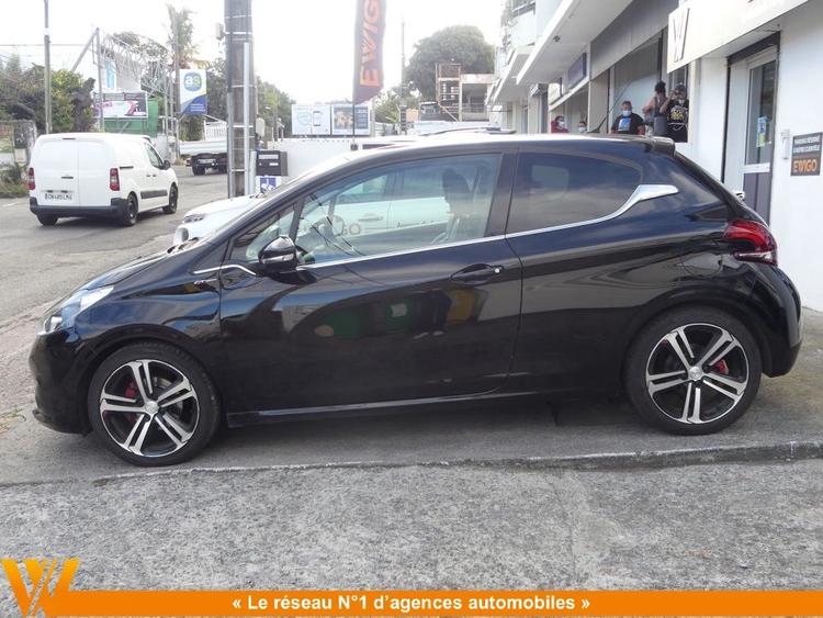 voiture occasion PEUGEOT 208 à la Réunion disponible sur noutlauto.re