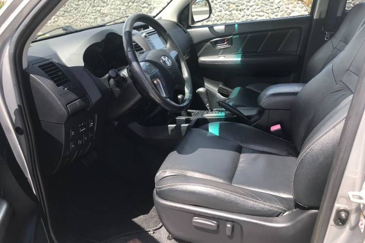 voiture occasion TOYOTA HILUX à la Réunion disponible sur noutlauto.re