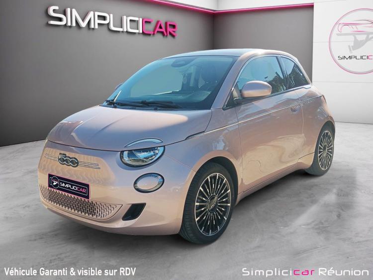 voiture occasion FIAT 500 NOUVELLE MY22 SERIE 1 STEP 2 à la Réunion disponible sur noutlauto.re