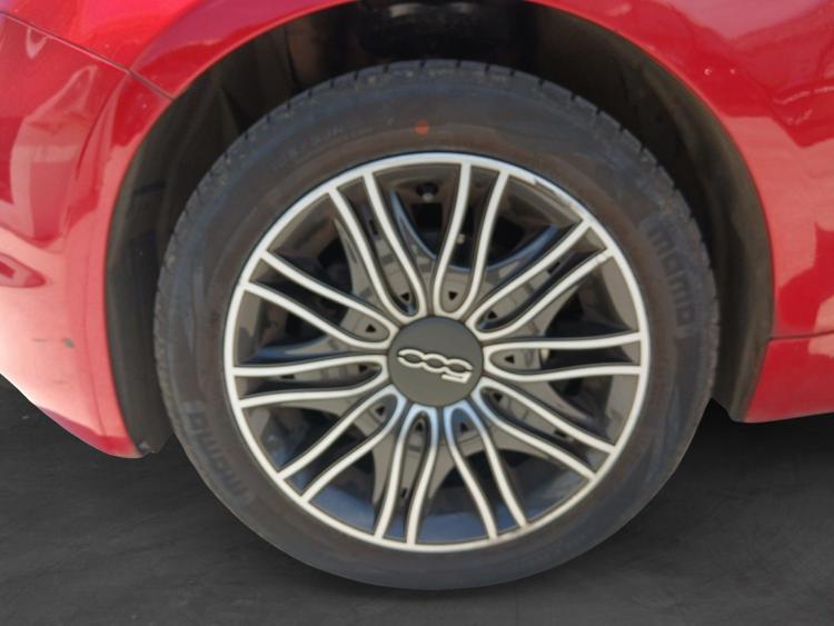 voiture occasion FIAT 500 SERIE 8 EURO 6D-TEMP à la Réunion disponible sur noutlauto.re